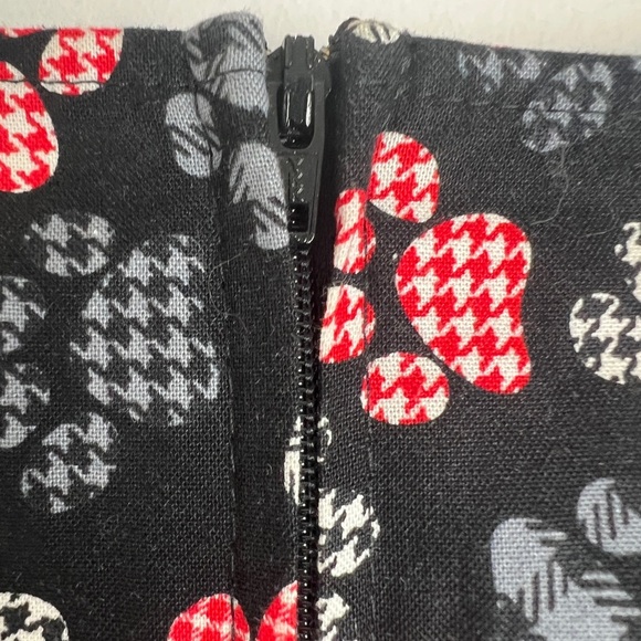 Retrolicious Black & Red Paw Print Fit & Flare Pinup Rockabilly Cotton Dress S - Picture 8 of 10